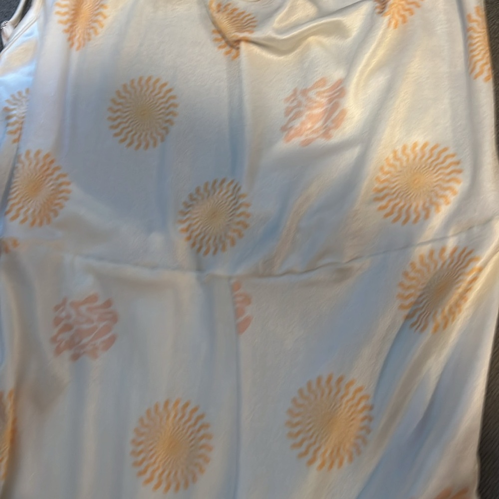 Jumpsuit never worn - Picture 2 of 3